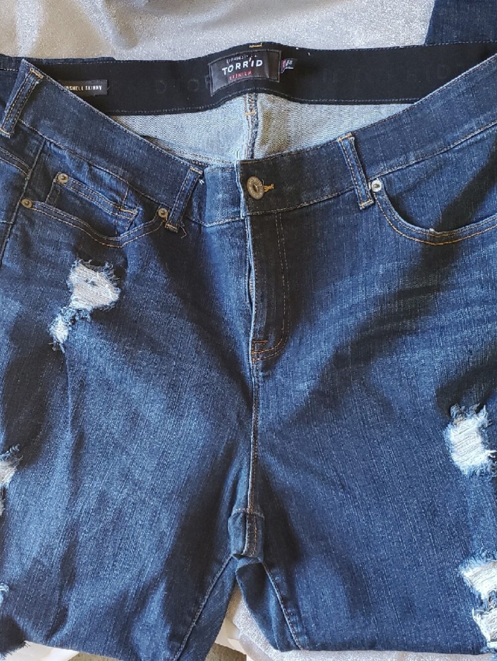 Torrid Dark Blue Distressed BOMBSHELL Skinny Jeans - Picture 4 of 7